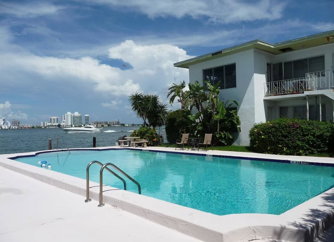 Joycia Apartments Condo